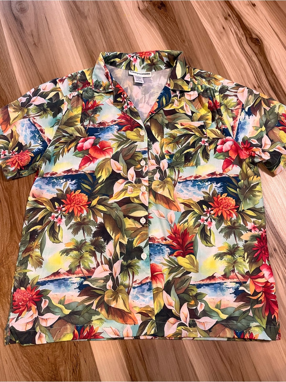 Cathy Daniels Tropical Floral Blouse Medium M Hawaiian Resort Wear Button Front